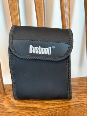 Bushnell Neoprene Binocular Case with Strap and Lens Cloth